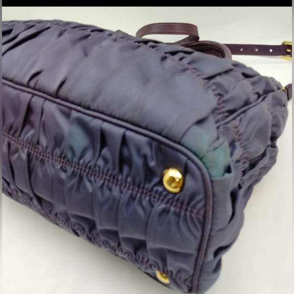 PRADA Tessuto Nylon Gaufre Tote PURPLE 💟💟 - Picture 6 of 11